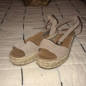 Platform sandals